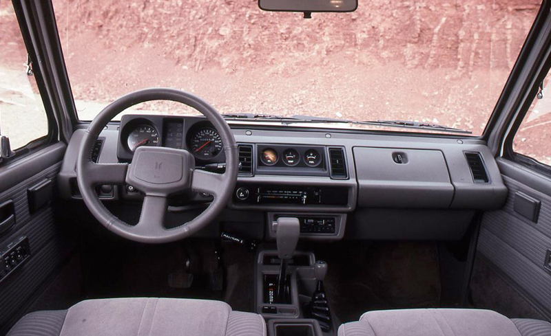 Illustration for article titled Suv interiors